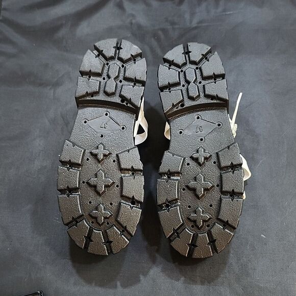 BRAND NEW WELLSFOUNTN COMFORT MULTI-STRAPS BLOCK-HEEL SANDAL G1 - Picture 10 of 13